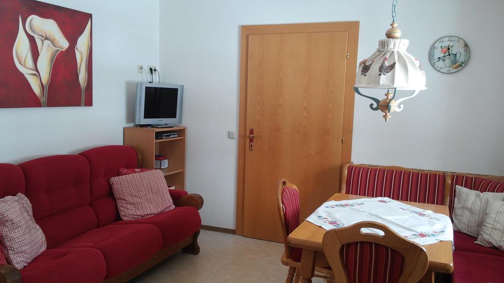 Apartment Knablhof Sankt Martin am Tennengebirge Pokoj fotografie